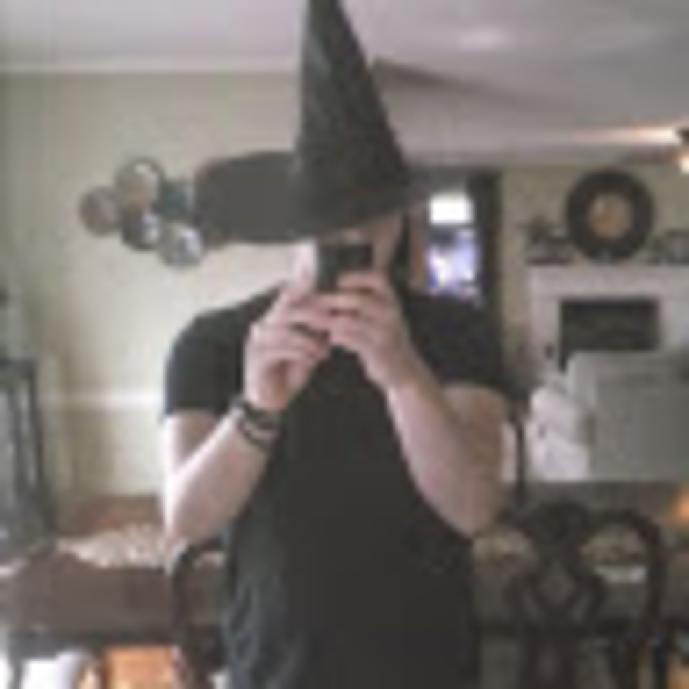 Meet your Posher, Aaron